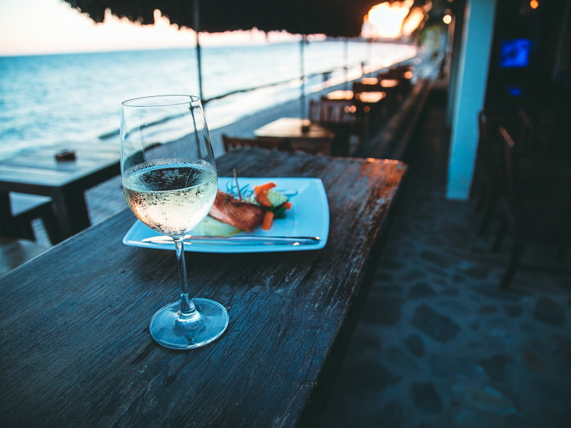 TOP DANH SÁCH QUÁN BAR ĐÔNG KHÁCH NHẤT PHAN THIẾT, BÌNH THUẬN