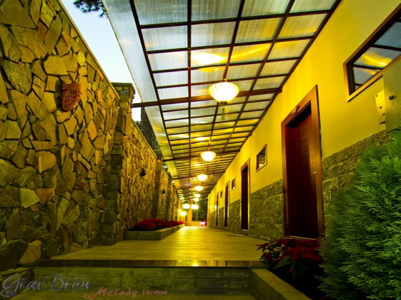 Khách sạn Giai Điệu Đà Lạt - 29A Đường 3/4, Đà Lạt, Lâm Đồng