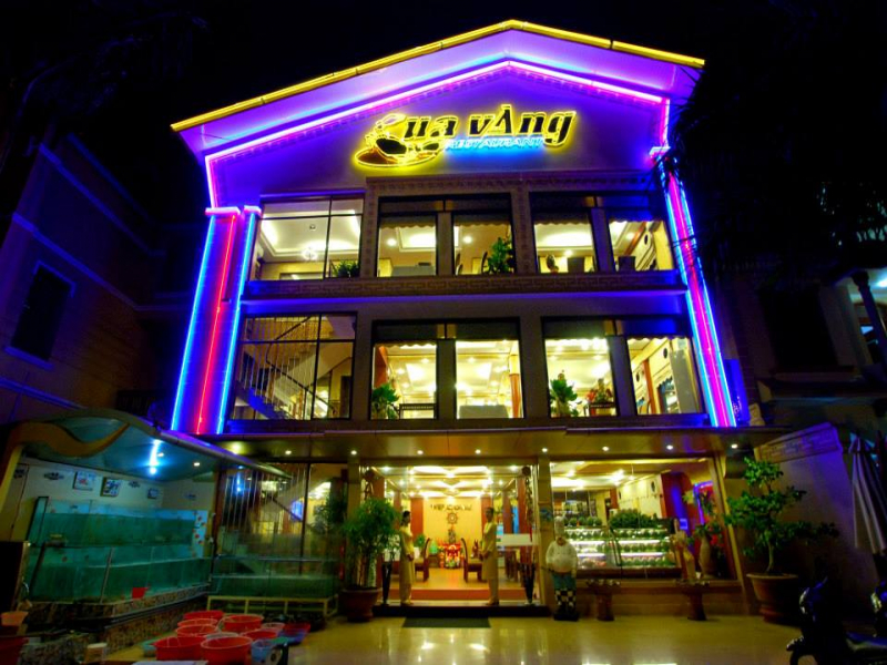 Nhà hàng Cua Vàng - 32 Phan Chu Trinh, Bãi Cháy, Thành phố Hạ Long, Quảng Ninh