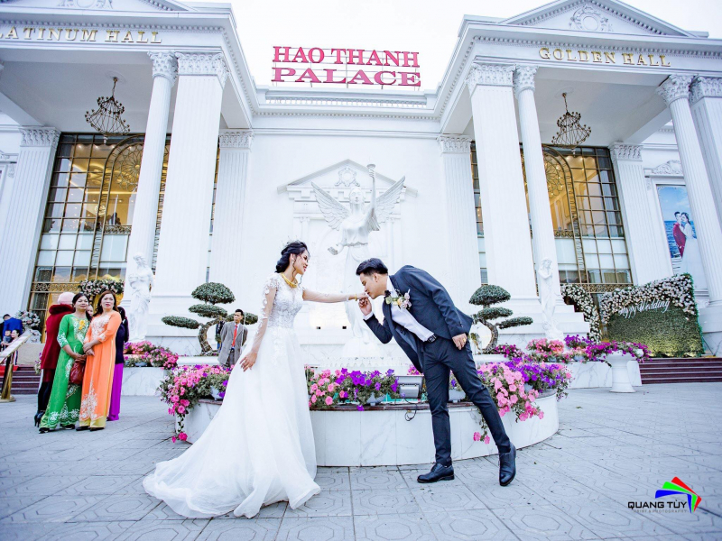 Tiệc Cưới Hào Thảnh Palace No1 - Tổ 5, Khu Hòa Lạc, Phường Cẩm bình, Cẩm Phả, Quảng Ninh.(cạnh với ĐIỆN MÁY XANH ) quốc lộ mới 