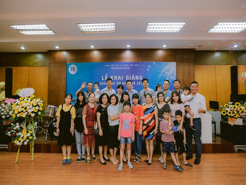 Trung Tâm Âm Nhạc 14R - phòng số 5 - Cung VHLĐ Việt Nhật - 16B Lê Thánh Tông - Tp Hạ Long.