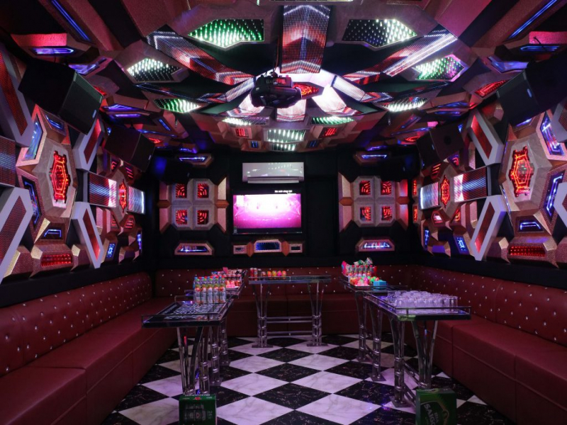 Karaoke Vững Hoa Sầm Sơn - Khu phố Hồng thắng – Phường Quảng Cư – TP Sầm Sơn, Thanh Hóa