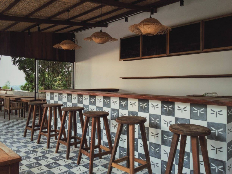 Chuồn Chuồn Bistro & Sky Bar - Đồi Sao Mai, 69 Trần Hưng Đạo, Dương Đông, Phú Quốc