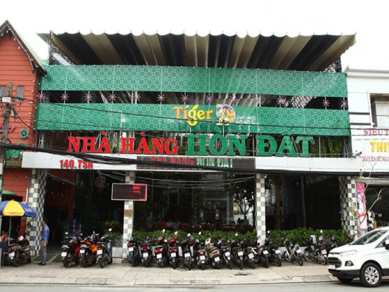 NHÀ HÀNG HÒN ĐẤT - 140 Tân Sơn Nhì, P. Tân Sơn Nhì, Quận Tân Phú, Tp. Hồ Chí Minh